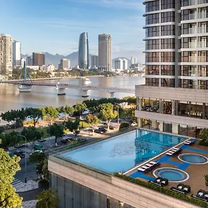 Meliá Vinpearl Riverfront 5*, Da Nang Vietnam